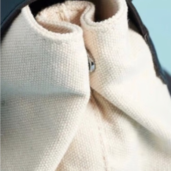 EUC Deux Lux Demi Backpack with BONUS crossbody & coin purse - Picture 4 of 12